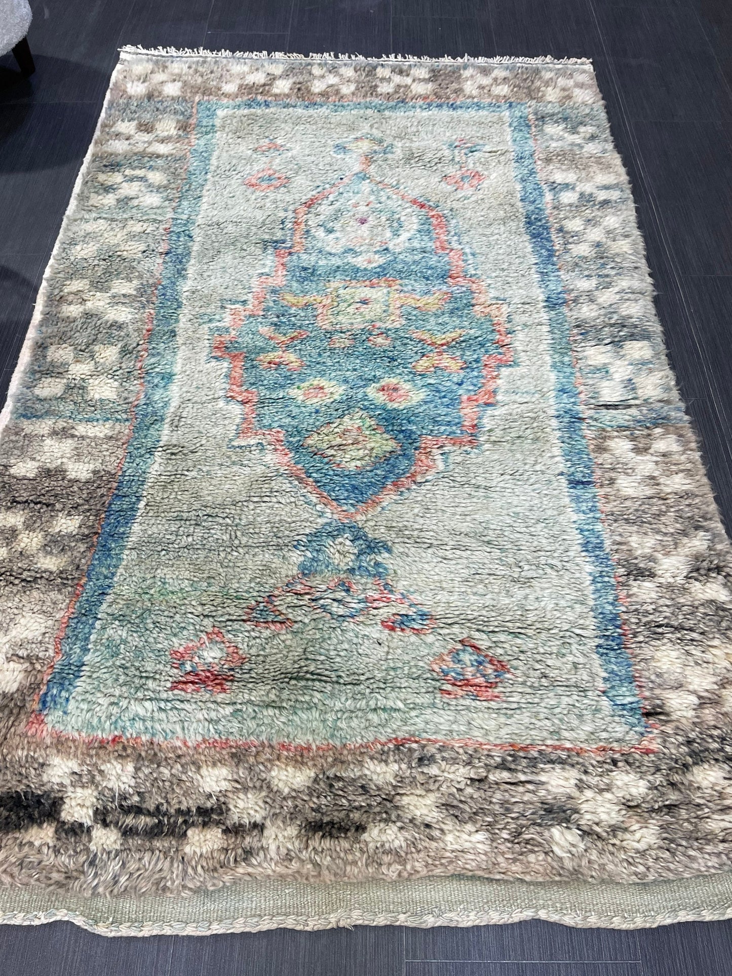 Antique Rug, Vintage Shaggy 3.7 x 5.9 Rug, High Wool Pile Rug,Plush Rug,Handmade Rug,Hand Knotted Rug,One Of A Kind Rug, Nomad Rug, Rear Rug