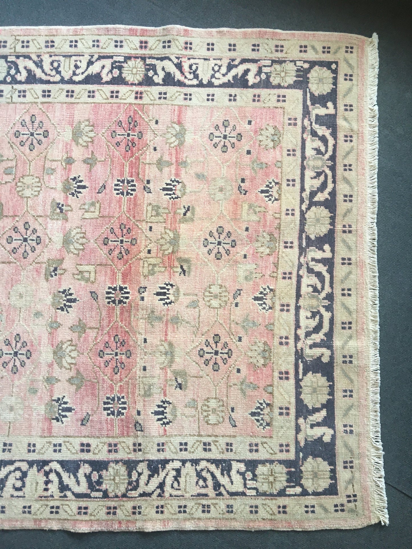 4x7 feet handmade muted large floor carpet, turkish vintage pink wool living room area rug, lounge wide green rug, oushak kitchen bohem rug