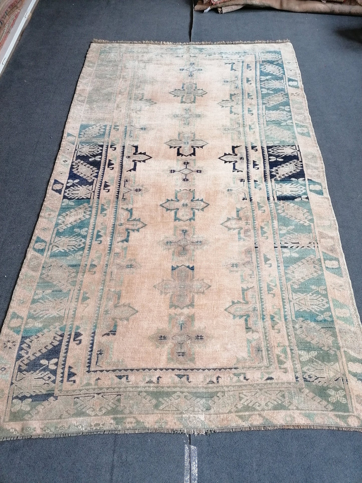 Muted oushak rug 5x8'10large turkish rug,vintage wool rug, hand made rug, living room rug