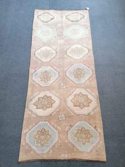 8'8x3'7 oushak turkish runner rug, vintage turkish rug, anatolia turkish runner rug, hand made woll rug, muted color rug, oushak rug
