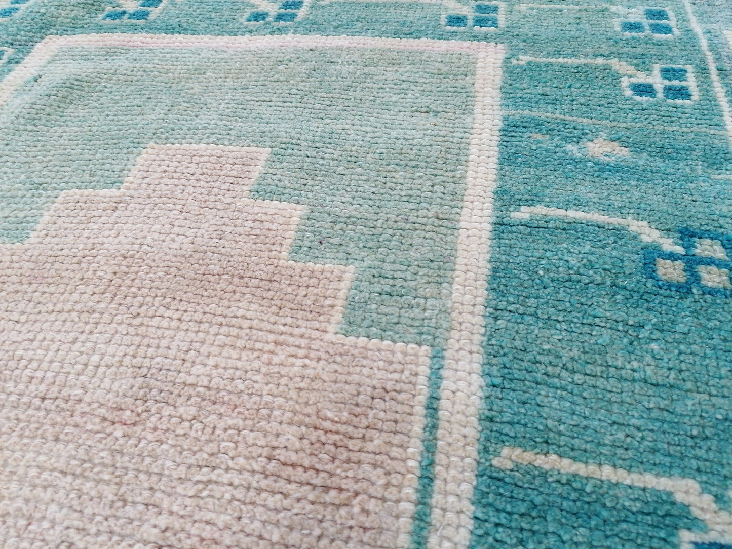 Shaggy turkish hand made rugs 5x3'4 vintage green rugs, high pile wool rug, turkish oushak rug, vintage oushak rug, wool rug