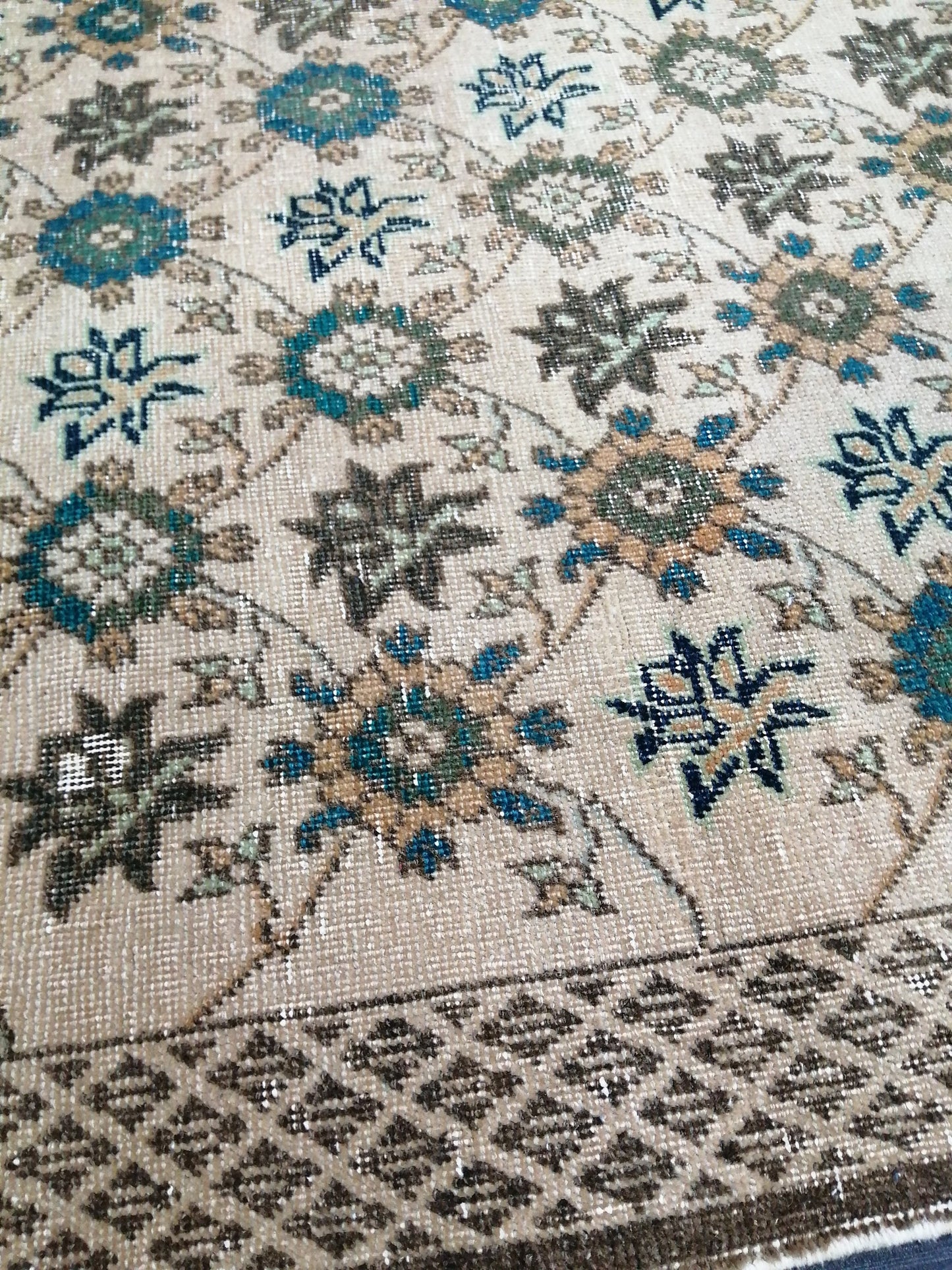 5.9 x 3.3 Floral OUSHAK RUG TURKISH Oushak Rug Vintage Oushak Runner Rug Vintage Runner Rug Wool Oushak Rug Hand Made Rugs Vintage Rug