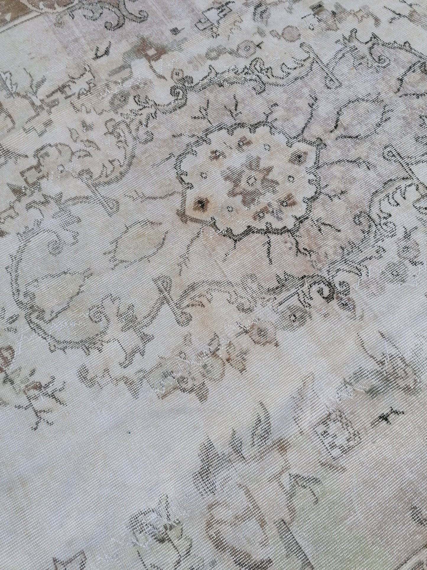 Faded oushak rug 6'2x10'4 muted turkısh rug, neutral vıntage oushak rug, kıtchen rug