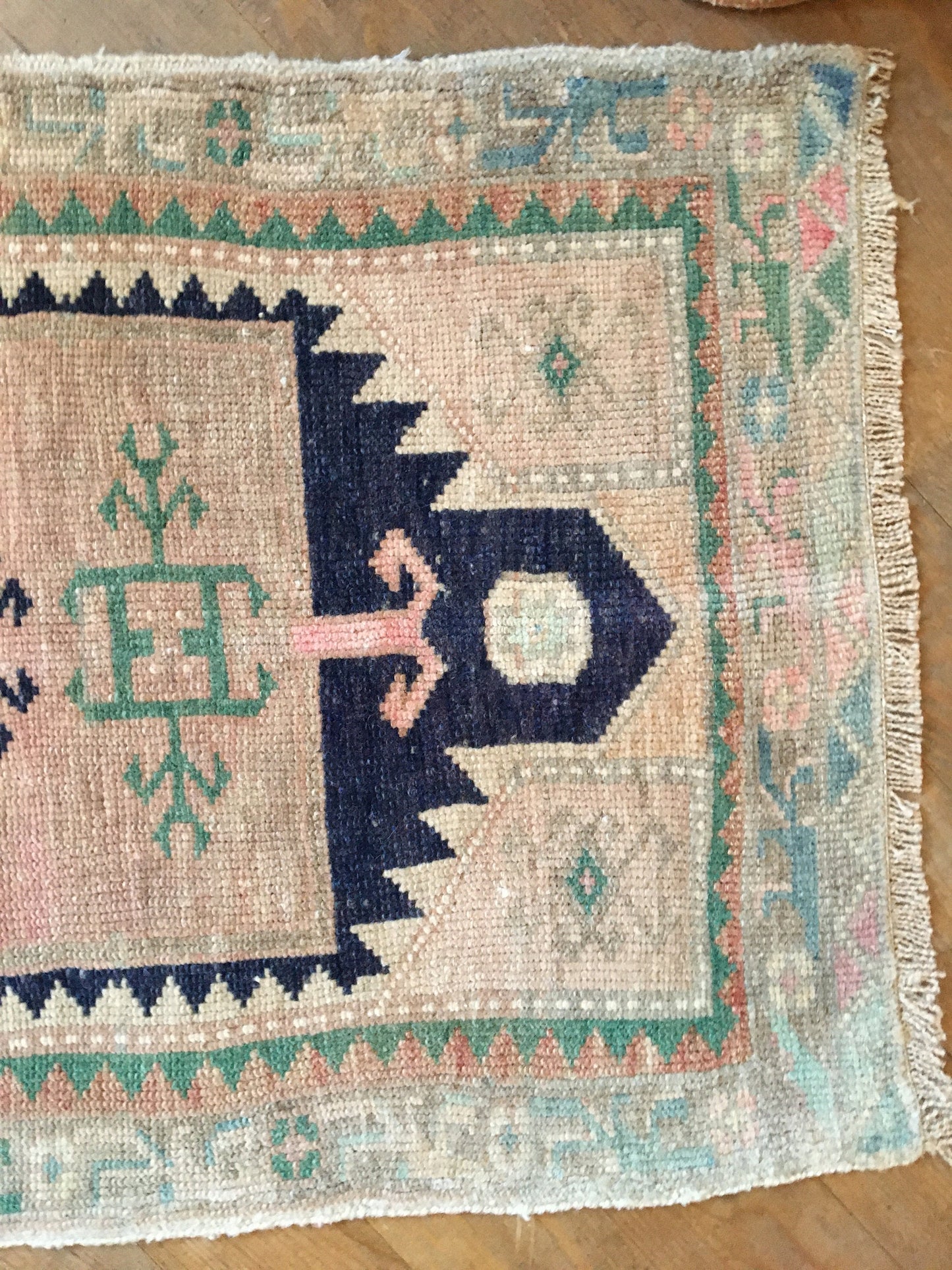 2x3 feet muted bedroom small rug, pink mini turkish bathroom rug, handmade kitchen small rug,anatolian bath mat,mini vintage living room rug