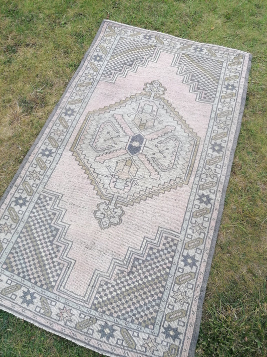 Turkish rug,oushak rug,vintage pastel rug, hand made wool rug 3.6 x 6.2