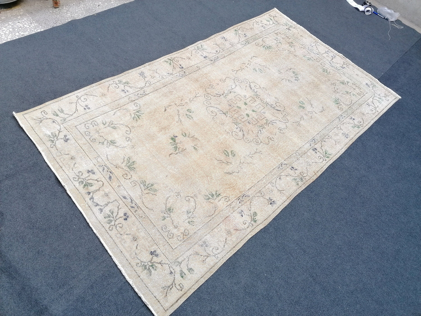 Oushak turkish rug, vintage rug,kitchen rug 8'6x4'10