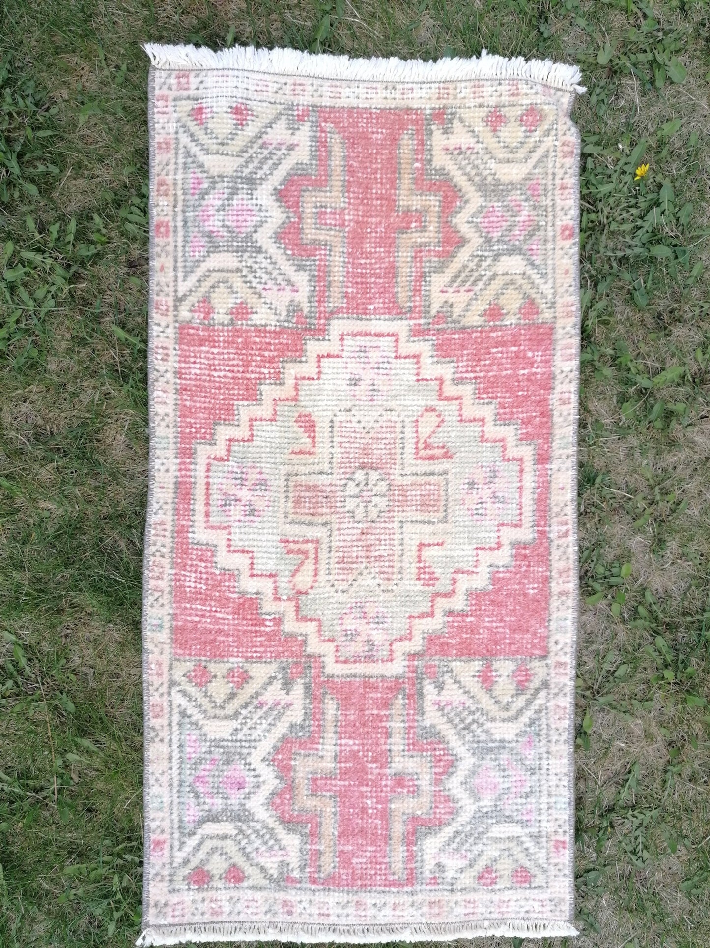 Turkısh rug vıntage rug, small vıntage turkısh rug, hand made rug,wool rug3x1'7 feet