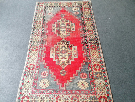 3.7 x 6.3 Vintage turkish rug, oushak vintage rug ,kitchen rug, vintage anatolian rug