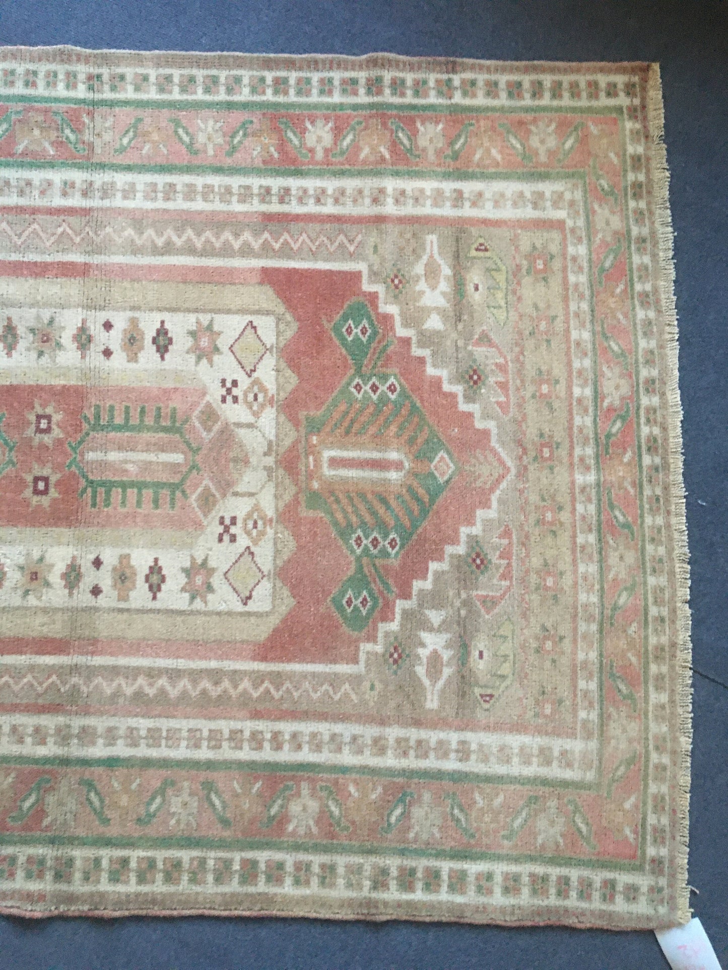 4x6 feet handmade muted natural kitchen floor rug, turkish wool bedroom area rug, vintage bathroom large rug, wide entryway rug, hallway rug