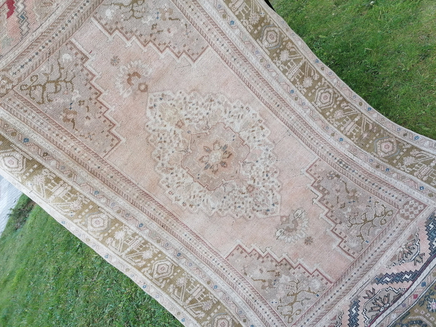 Oushak turkish rug, vintage turkish rug,oushak vintage rug,vintage rug,kitchen rug, vintage anatolian rug,unique hand made bohemian 8'4x4'9