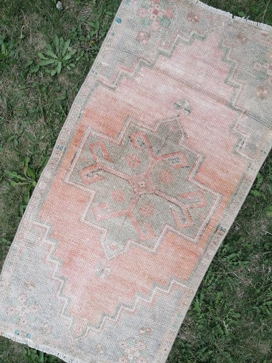 Vintage rug, pastel vintage oushak rug, small faded unique hand made 3x1'7 feet