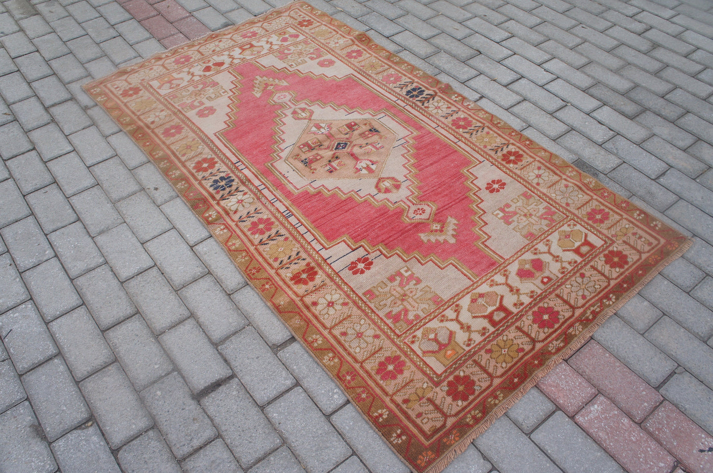 Vintage Turkish Rug, Turkish Rug, Oushak Rug, Bohemian rug, Hand Made Rug, Earth tones Rug, Wool rug, Kitchen Rug, Vintage Rug