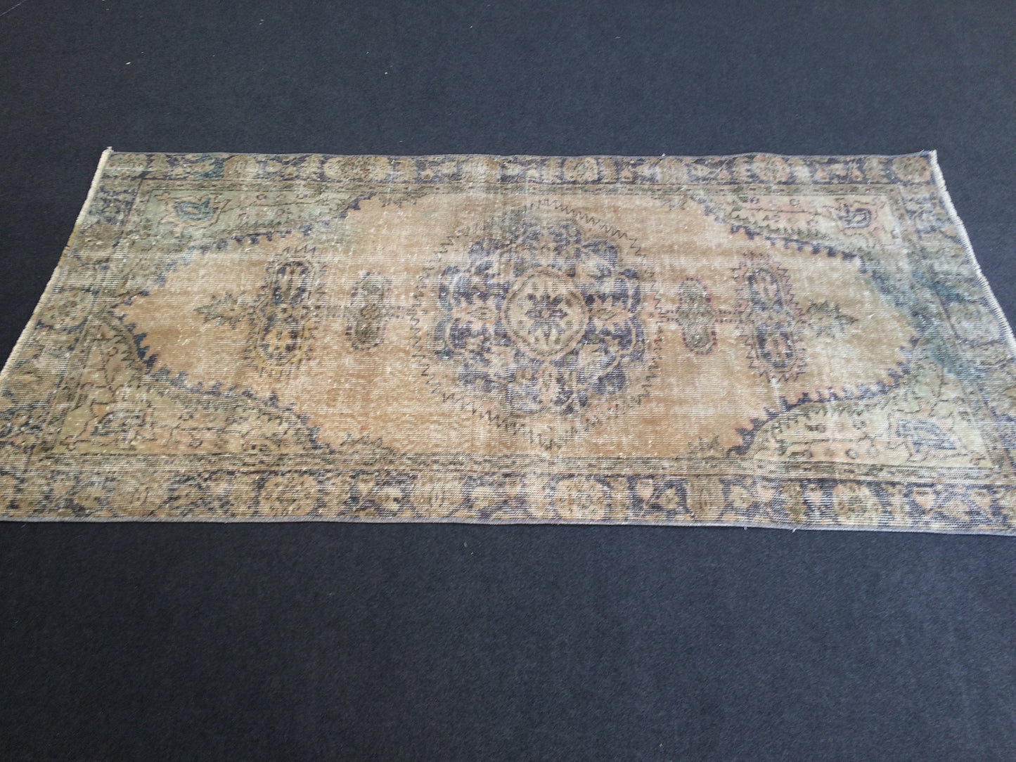Vintage Rug Turkish Rug, Rusric Rug, Oushak Rug, Hand Made Rug, eclectic rug,