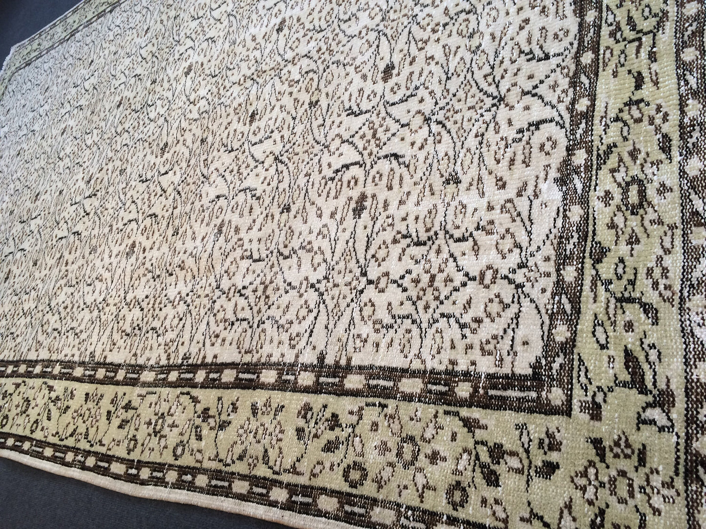 9.6 X 6 Green Flowers motifs Rug, Wool Oushak Rug, Oushak Rug, Turkish Oushak Rug 6 by 10 Muted Rug