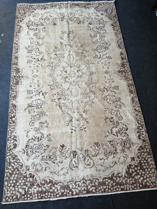 5.5 x 9.6 Muted Vintage Rugs TURKISH HAND MADE Rug Neutral Vintage Turkish Rugs Oushak Rug Traditional Rug, Oushak Rug,Vintage Neutral Rug