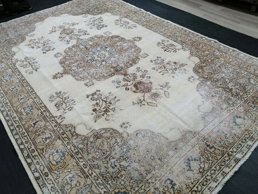 Vintage Rugs TURKISH HAND MADE Rugs Vintage Turkish Rugs Orienta Rug 7 x 10.4 Traditional Rug, Vintage Persian Rug, Wool Rug