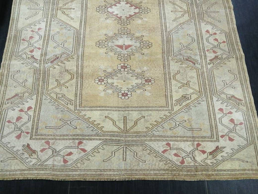 Muted Turkish Rug 9.4 x 6.7 Muted Oushak Rug Muted Vintage Rug Wool Oushak Rug Hand Made Rugs Vintage Turkish Rug