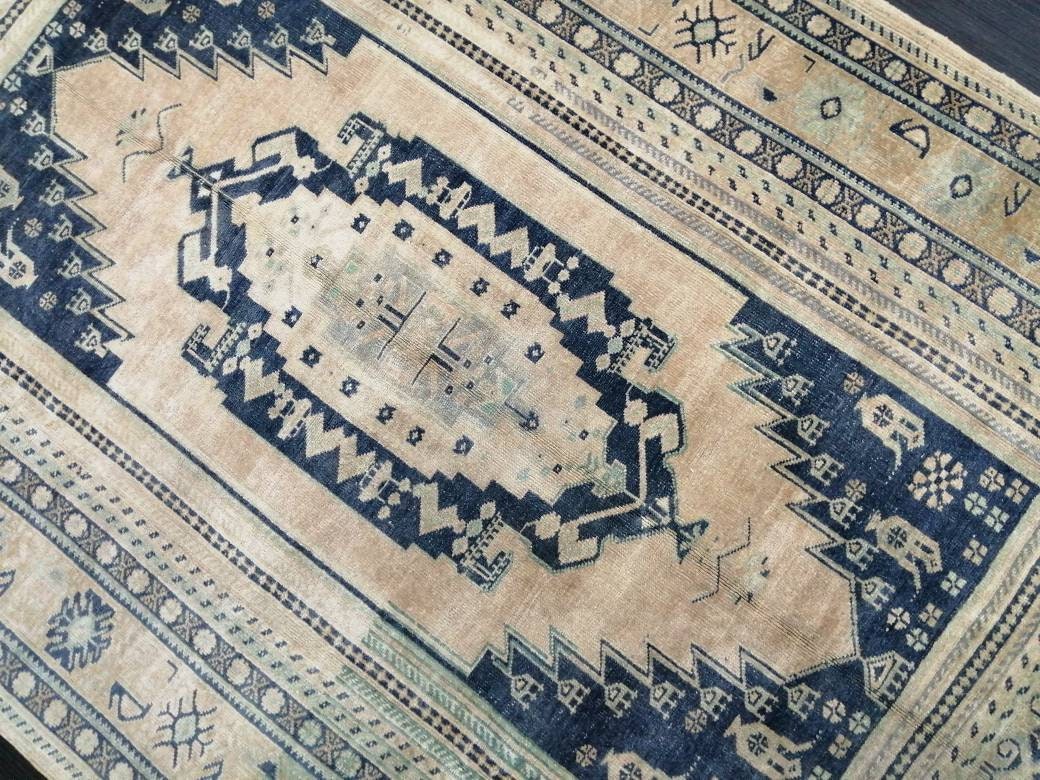 Vintage Turkish Oushak rug,5.5 x 9.3 Muted Persian Rug, Muted turkish Rug, Navy Oushak rug, Oriental Vintage Rug, Soft wool Rug,