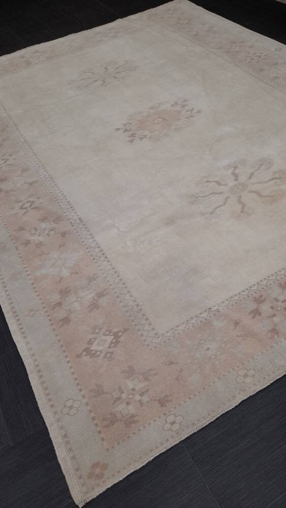 MUTED Vintage Rug, 6.8 x 8.8 Rug, Turkish Rugs, Hand Made Rug, Muted Persian Rug Turkish Rug Muted Wool Rug Vintage Rug Muted Oriental Rug