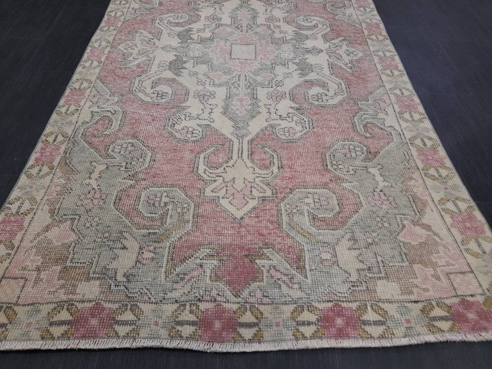 Hand Knotted Vintage Rug 4.2 x 7 Vintage Rug Red Turkish Rug Farmhouse Rug, Handmade Vintage Oriental Rug, Wool Hand Knotted rug