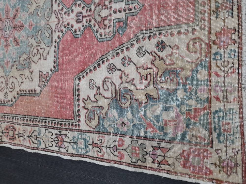 Hand Knotted Rug 4.4 x 7.3 Vintage Rug Red Turkish Rug, Farmhouse Rug, Handmade Vintage Oriental Rug, Wool Hand Knotted rug