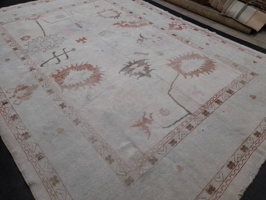 9 x 12.2 Muted Vintage OUSHAK RUG TURKISH Muted Oushak Rug, Vintage Rug Wool Oushak Rug Hand Made Rugs, Authentic Oushak Rug Pastel Colors