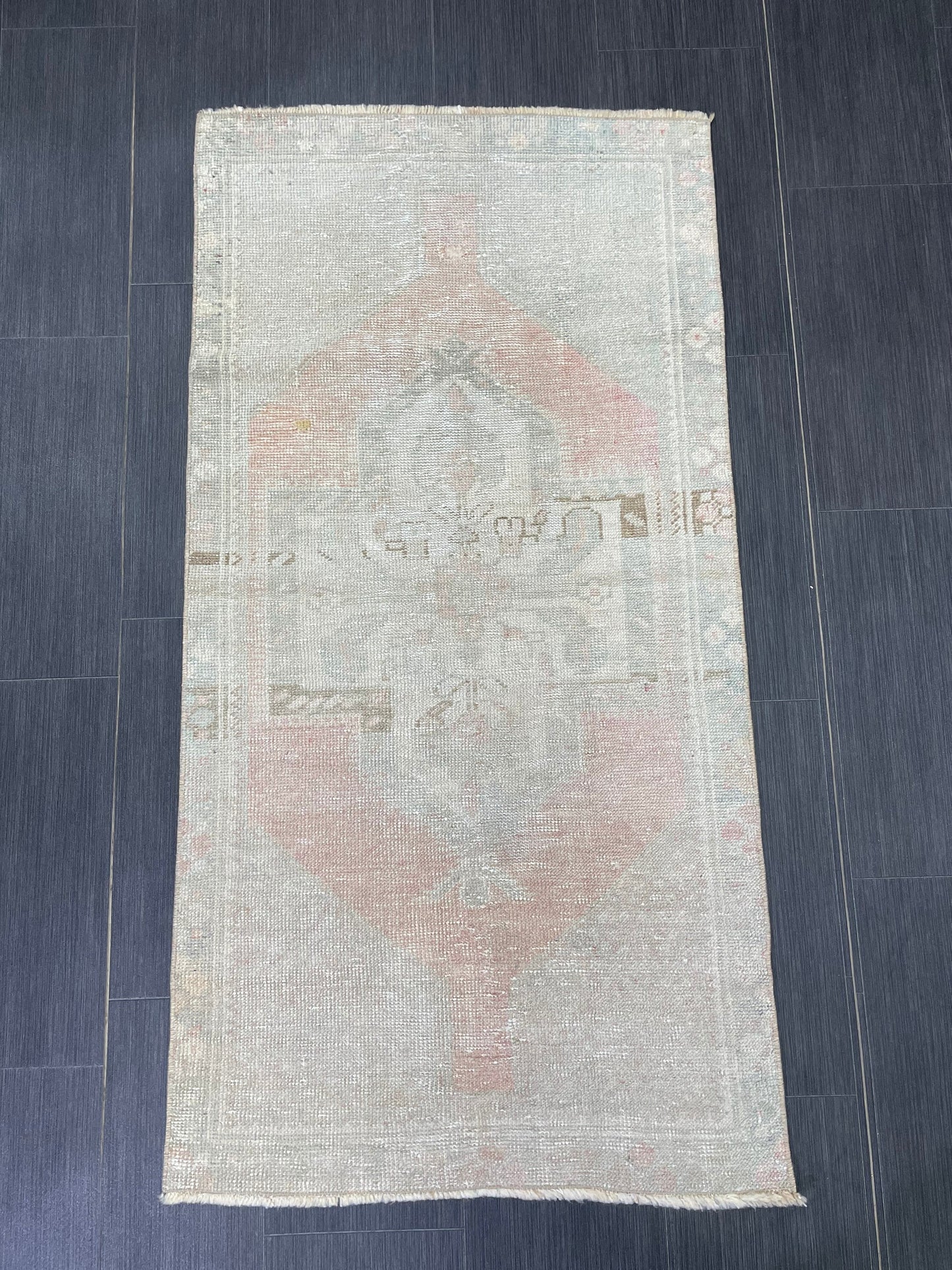 Muted Vintage Rug 2.5 x 5 Natural Wool Handmade Rug, Oushak Rug, Rustic Rug, Turkish Rug, Farmhouse Rug, Wool rug