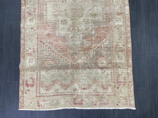 Muted Vintage Rug 3 x 5.3 Handmade Rug Vintage Turkish Rugs Oushak Rug Hand Made Rug, Vintage Oushak Rug, Wool Rug