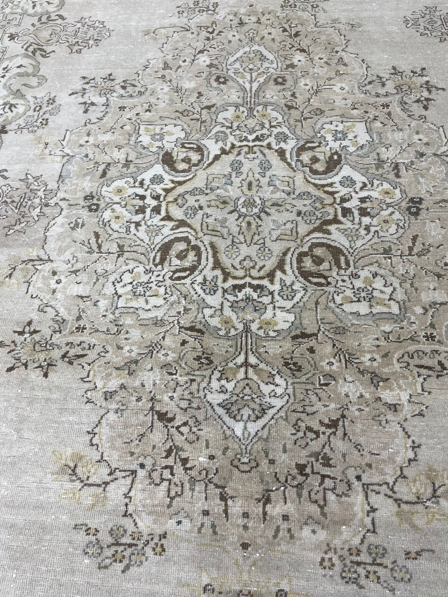 MUTED Rug Vintage 6.7 x 9.6 Handmade Rug, Oushak Rug Natural Rustic Rug ORIENTAL Rug Turkish Rug Neutral Rug Vintage Neutral Persian rug