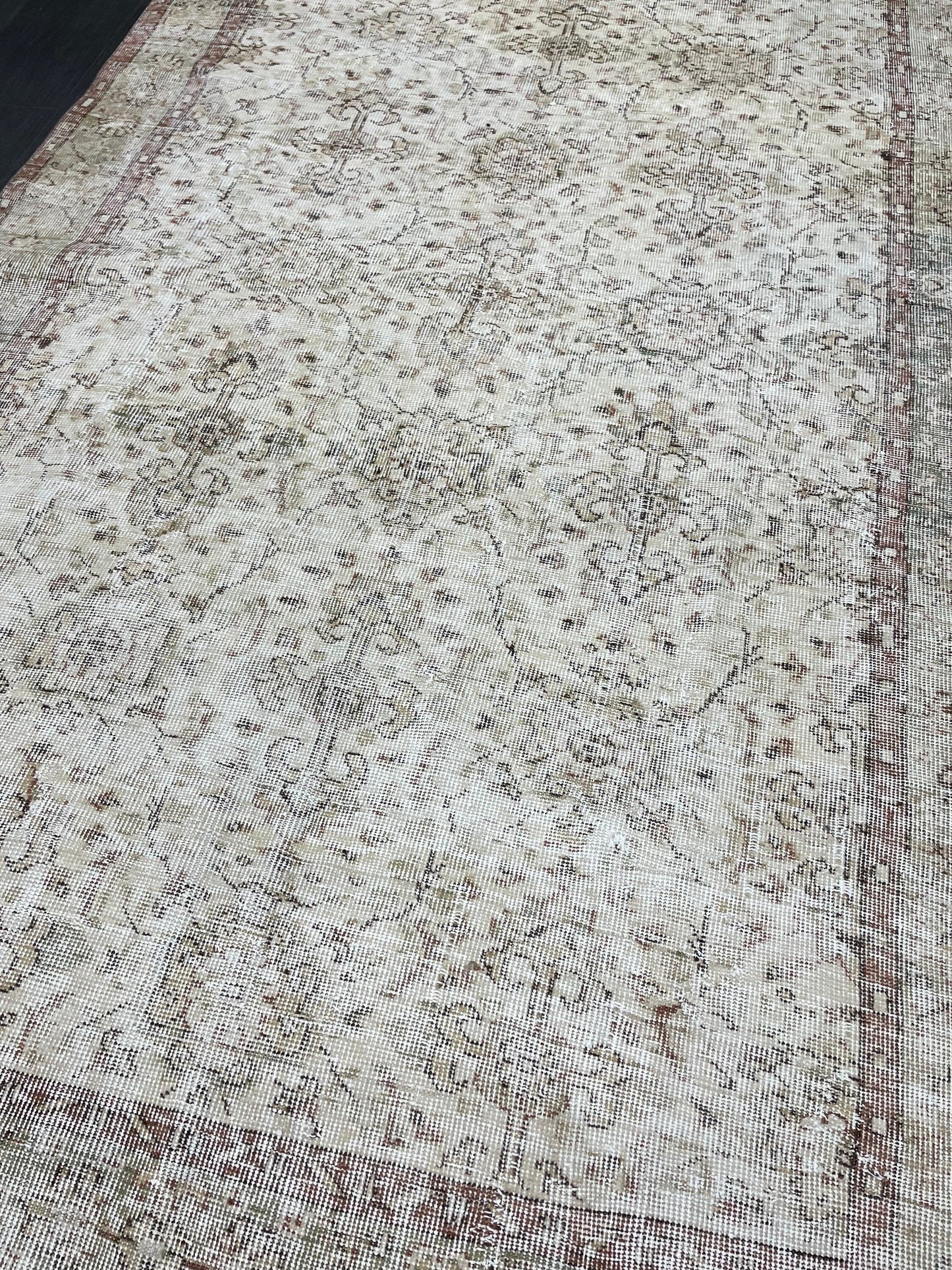 Muted Vintage Rug TURKISH Distressed Rug Vintage 5.3 x 8.7 Rug Oushak Rugs Muted Rug Turkish Oushak Rug, Vintage Oushak Rug Wool Rug