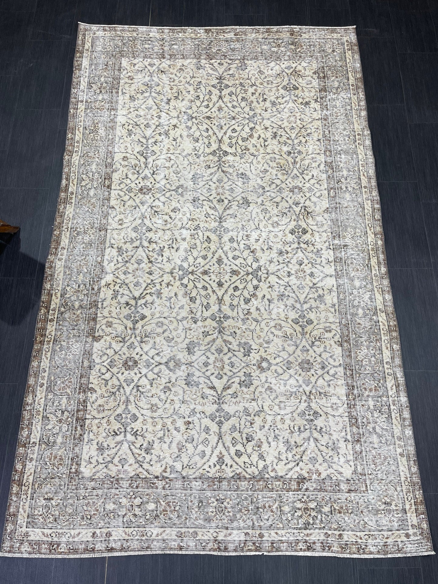 Vintage Rug TURKISH 5.5 x 9 Rug Handmade Rug Distressed Rug Large Turkish Oushak Rug Oushak Rug, Wool Rug Hand Knotted Rug