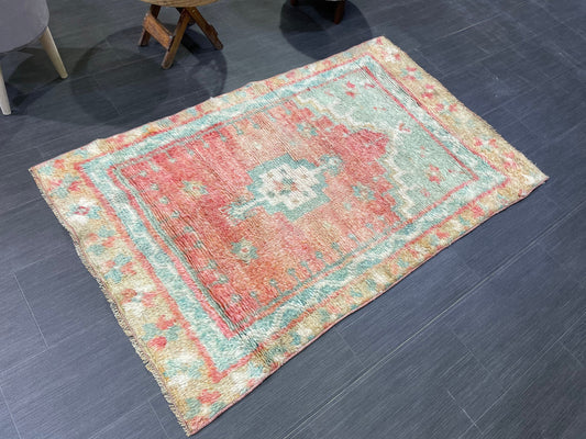 Antique Wool Rug, Vintage Shaggy 3x5 Rug, High Wool Pile Rug, Plush Rug, Handmade Rug, Hand Knotted Rug, Turkish Rug, Nomad Rug, Rear Rug,