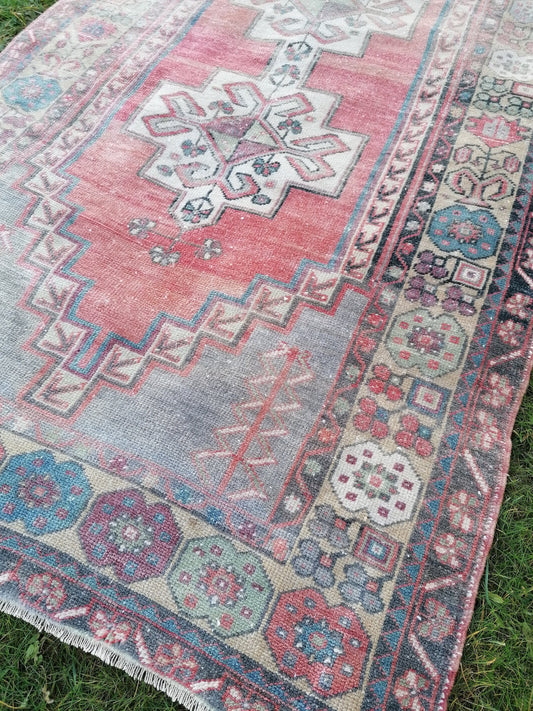 3.7 x 6.7 Vintage turkish rug, oushak vintage rug, kitchen rug,