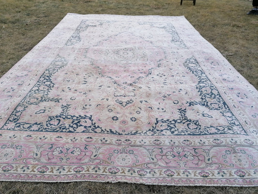 6.7 x 10.2 vintage rug. turkish oushak rug rustic, tribal rug retro rug traditional turkish rug