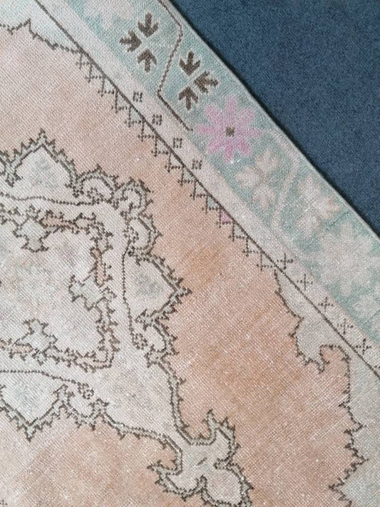 3x6 feet medium size rug, faded vintage turkish rug, handmade kitchen wool rug, living room floor rug, bathroom rug, middle door mat rugs
