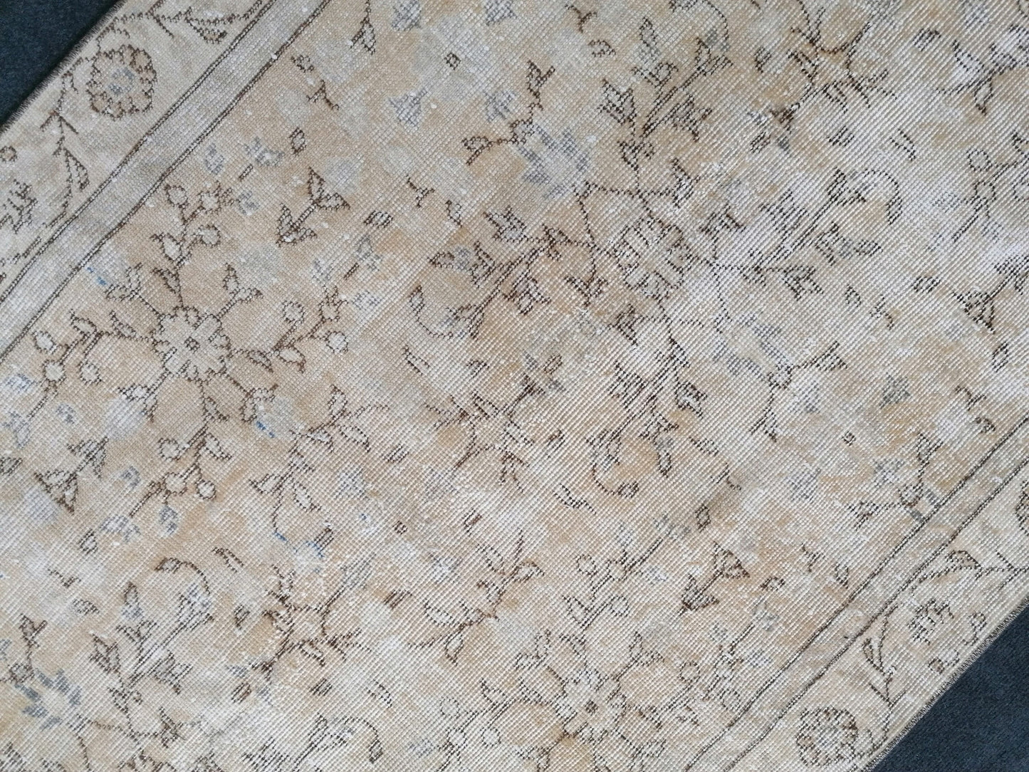 3.6 x 5.10 Muted distressed vintage rug turkish rug, muted rug oushak rug floral rug oriental rug antique rug