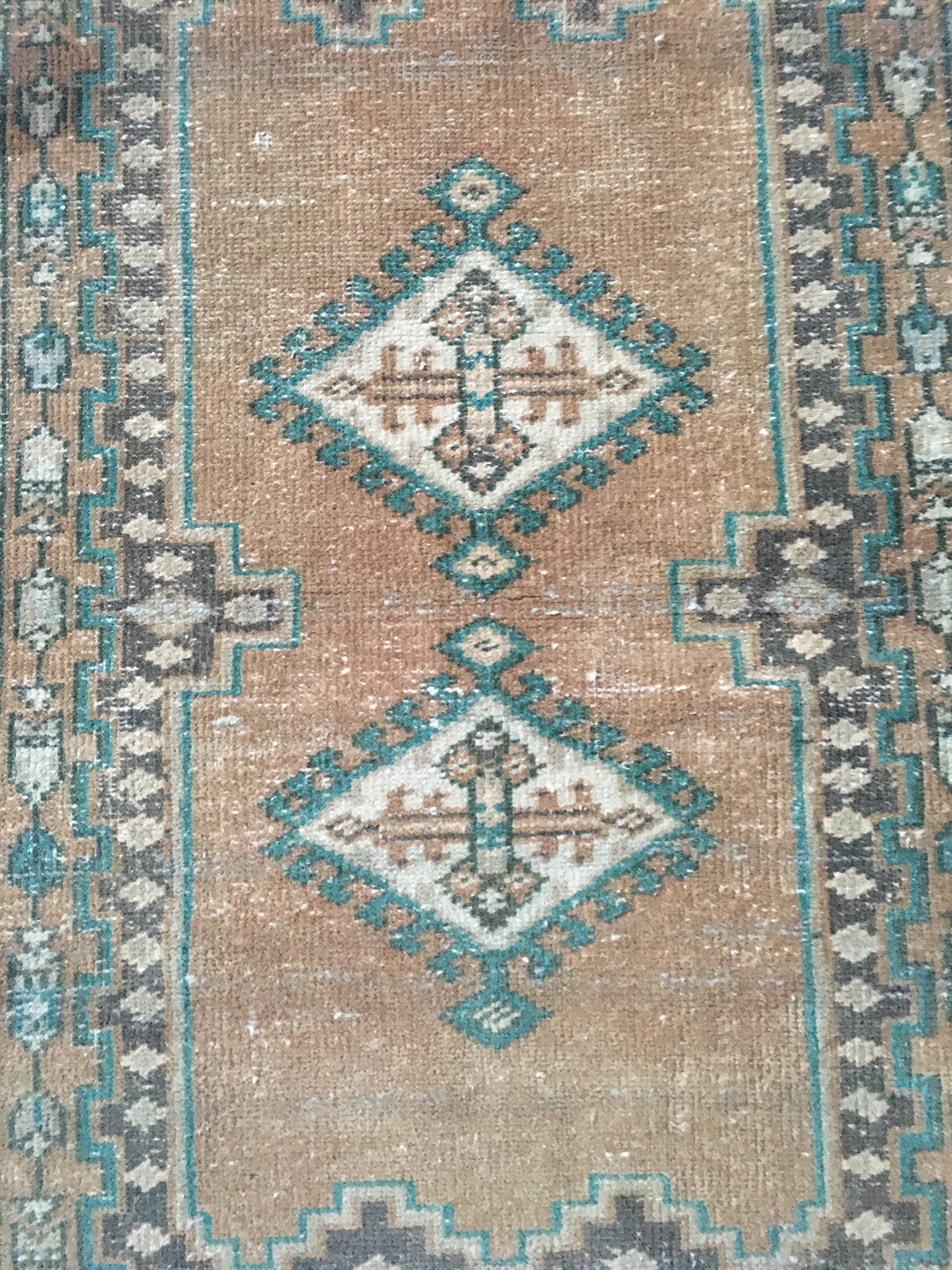 2.6 x 4.8 handmade area rug, vintage turkish rug,