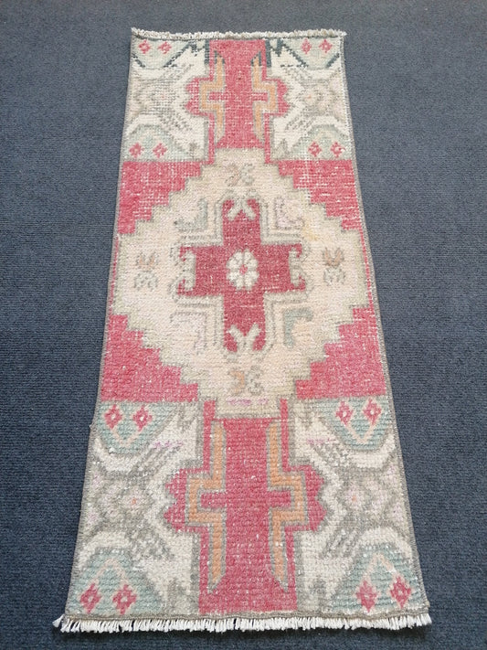 Turkısh small rug, vıntage rug, vıntage turkısh rug, hand made rug,wool rug 3x1'4