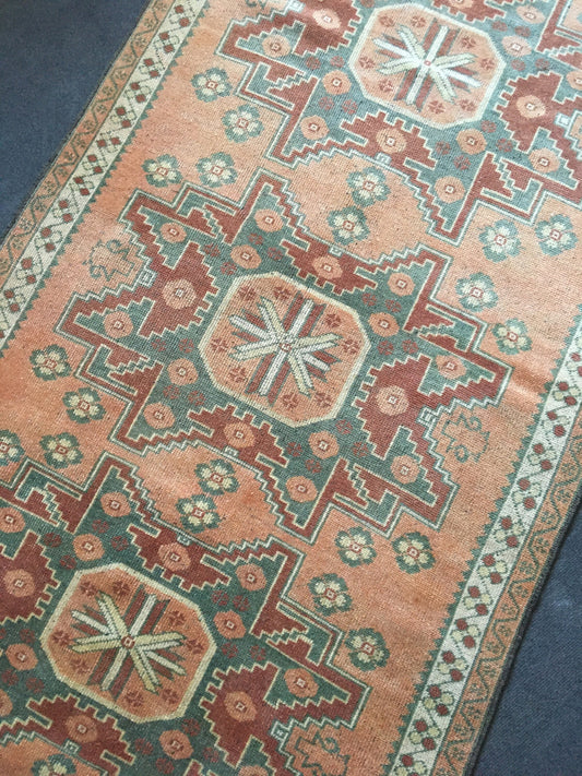 3.4 x 5.7 feet handmade natural wool rug, turkish anatolian vintage kitchen rug