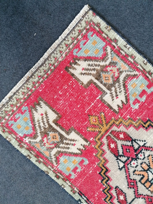 1.7 x 3.2 Turkish small rug,vintage small rug,vintage oushak rug,unique hand made