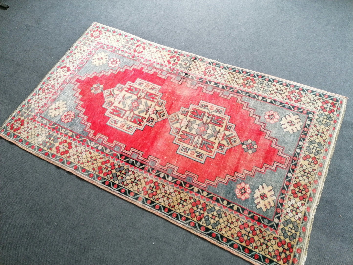 6.3 x 3.7 feet Vintage turkish rug, oushak vintage rug ,kitchen rug, vintage anatolian rug
