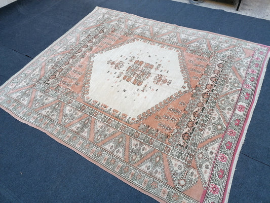 7 x 8 oushak turkish rug, soft color vintage turkish rug, pastel oushak rug, vintage anatolian rug