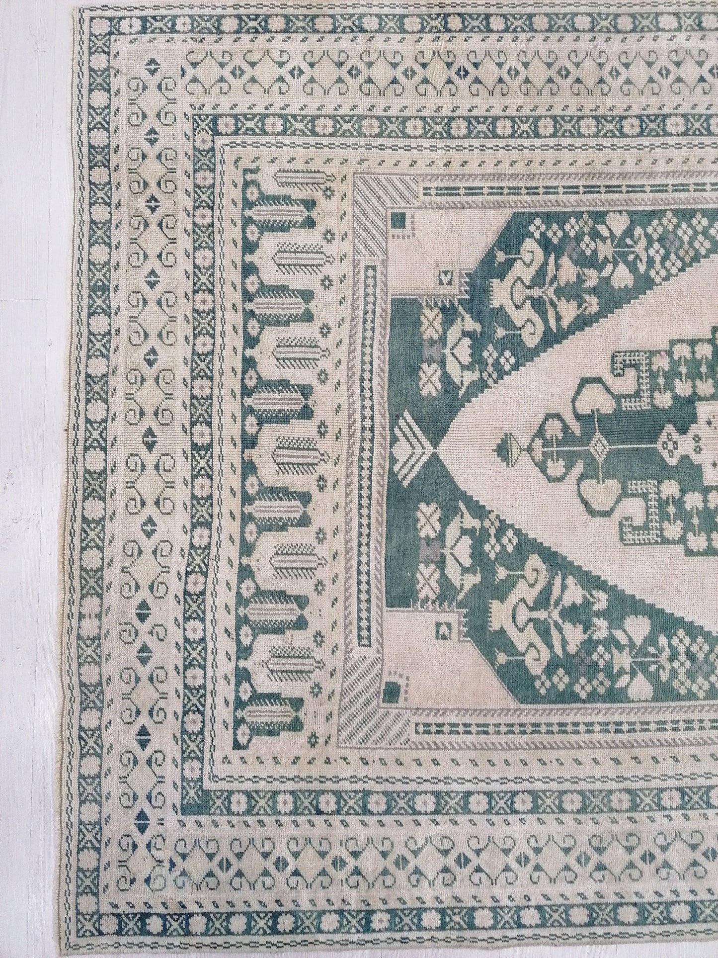 5.5 x 10.5 handmade rug, Turkish rug, Oushak rug