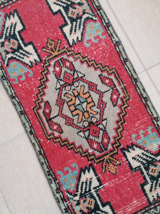 Turkish rug, vintage small rug, handmade rug,wool rug 3'2x1'6 feet
