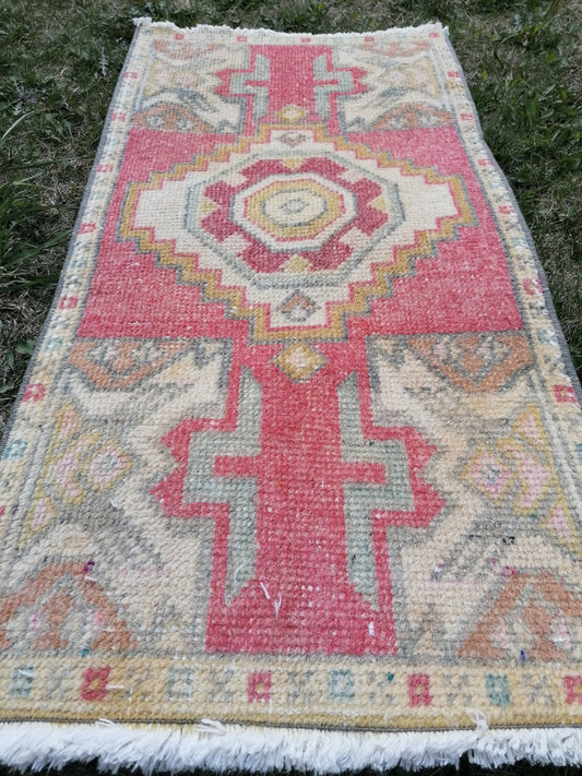 1.6 x 2.11 Turkish small rug vintage rug vintage oushak rug unique hand made rug kitchen rug