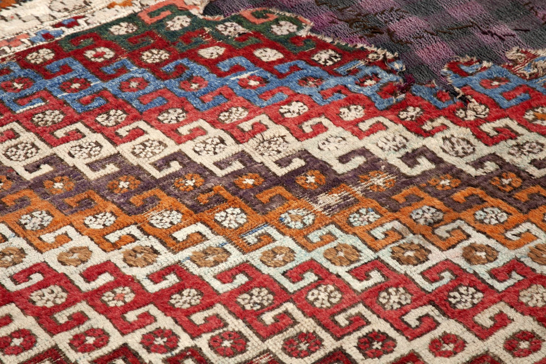 Understanding Turkish Rug Provenance: What to Look For