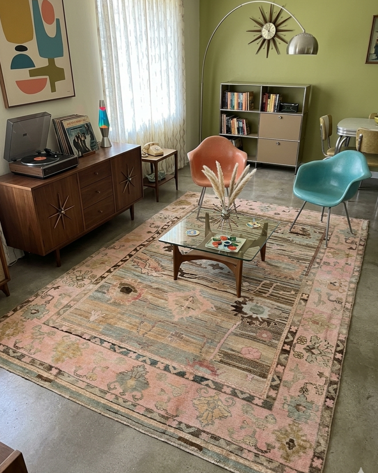 Antique Turkish Oushak rug with soft ivory and gold tones, handwoven wool pile, and traditional floral medallion — vintage Anatolian craftsmanship