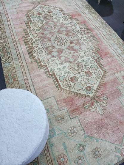 Antique Rug, Muted TURKISH RUG, 4.5 x 8.2 VINTAGE Rug, Living Room Rug, Oushak Rug, Handmade Rug, Earth Tones rug, Persian Rug,farmhouse rug