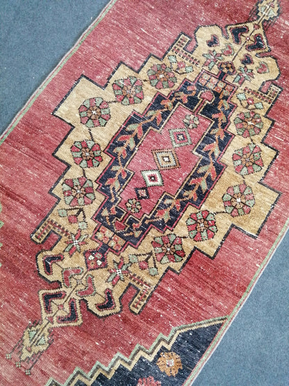 10.10 X 2.8 ft Vintage Runner Rugs Turkish Runner Rugs Oushak  Rug, Bohemian  RUNNER Rug, Living Room Rugs, Oushak Rug, Hallway  RUG Runner