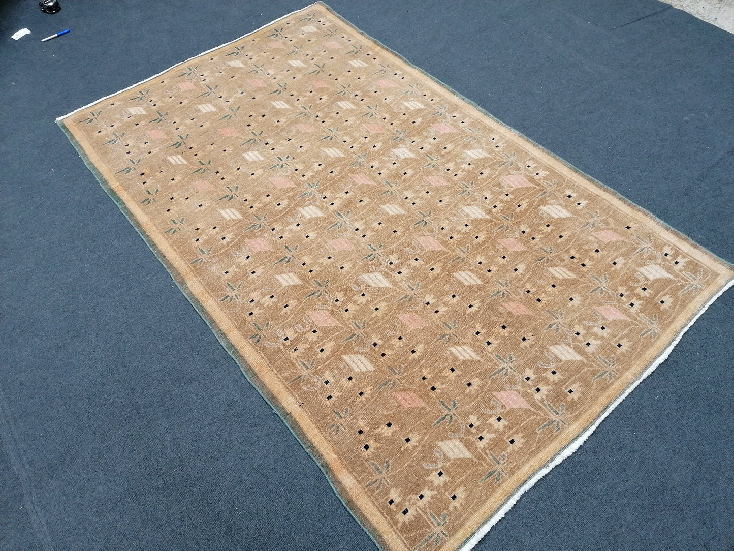 Hand made wool bohemian rug 7'2x4'5 vintage rug